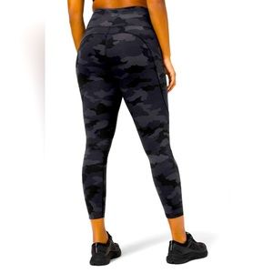 Lululemon Fast and Free 25”Camo Deep Coal Multi EUC